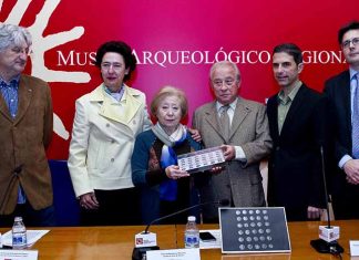 El M.A.R. presenta el tesoro hallado en Alcalá
