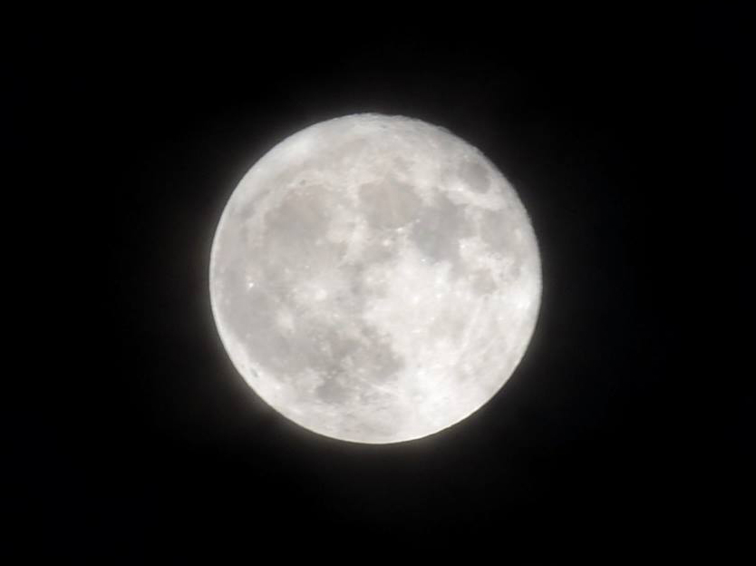 Superluna desde Alcalá de Henares