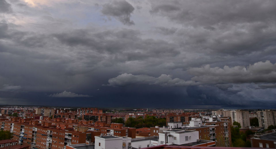 Alcalá bajo la lluvia en cuarentena